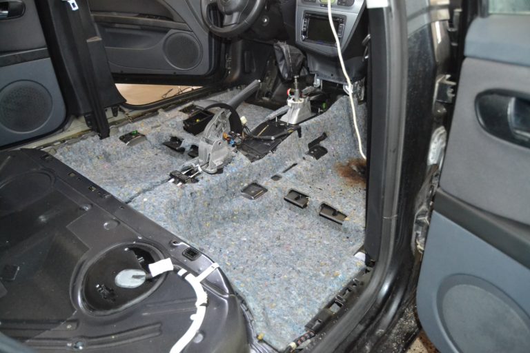 limpieza-coches-inundados-malaga-4